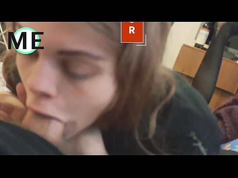 ❤️ Kehlenschwanz, zerrissene Strumpfhosen und zerrissene Fersen schön zu treffen ❤❌ Sex video bei uns de.sexeey.ru ❌️❤